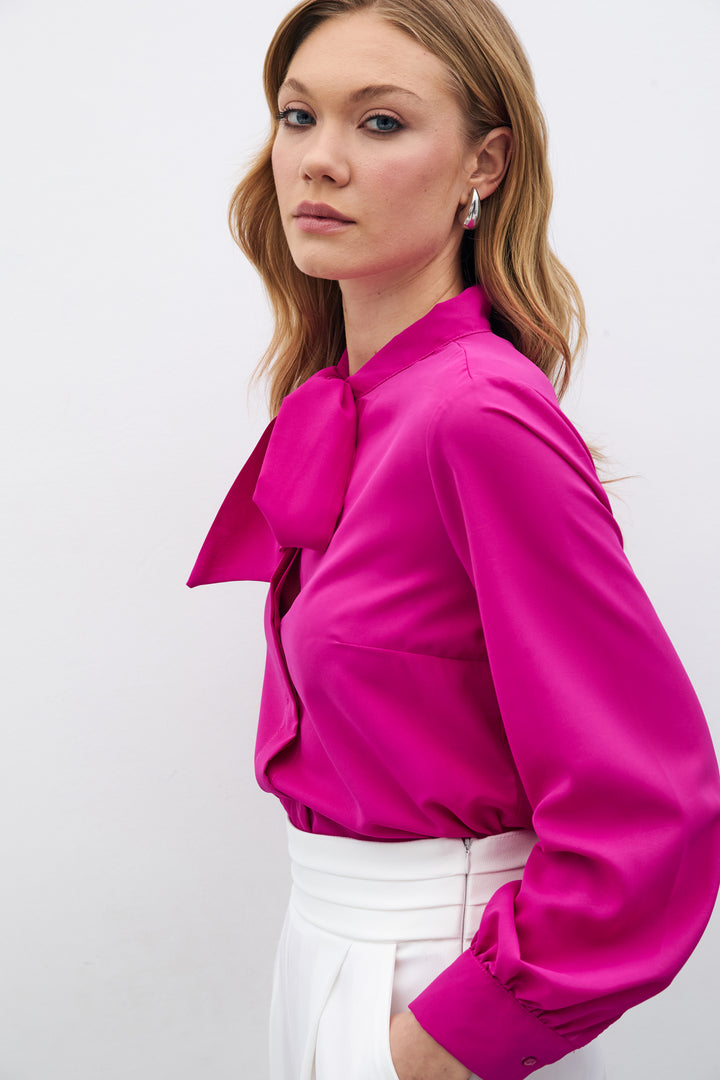 Sateen Chemise unie à col noué - Fuchsia