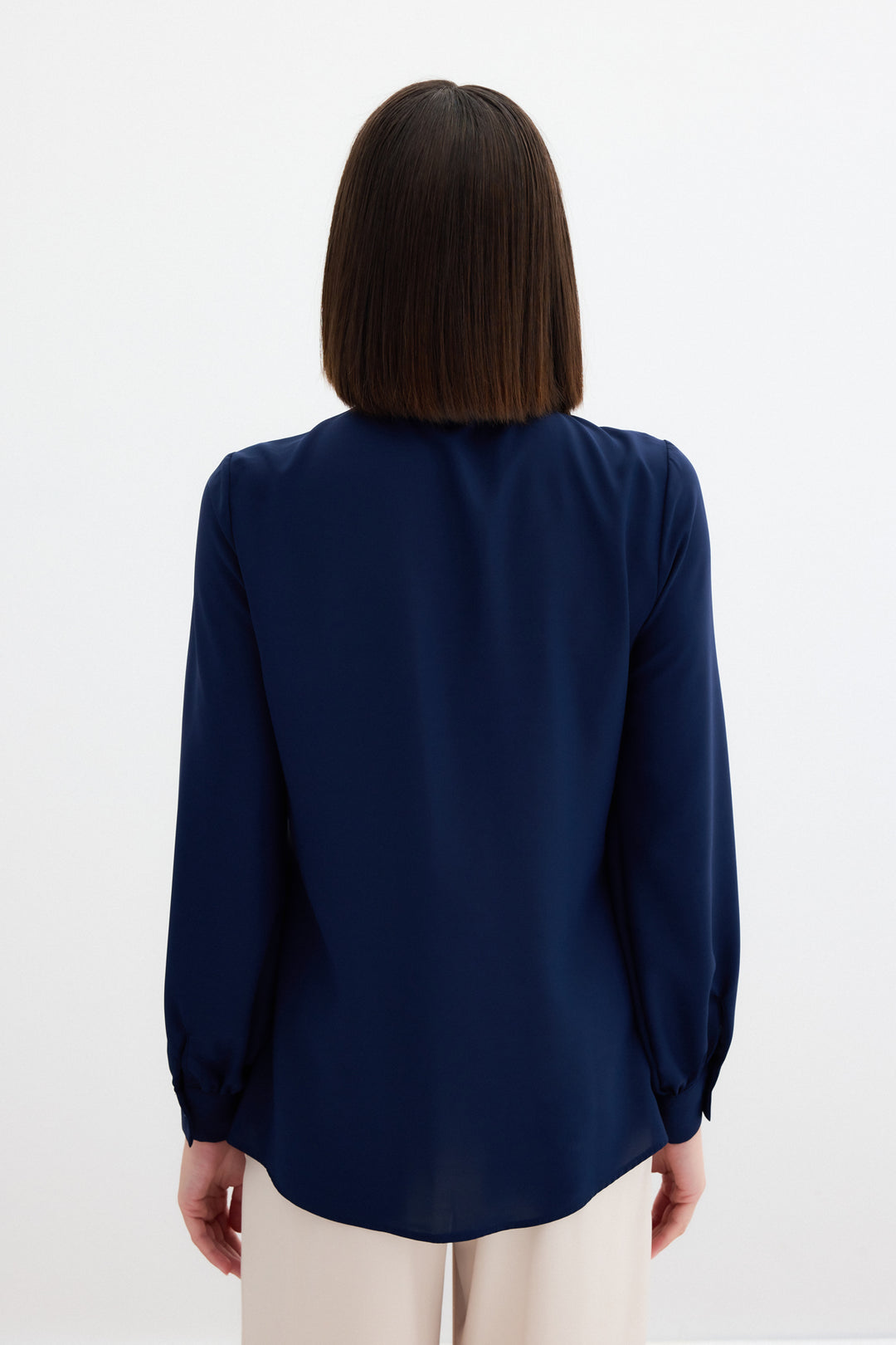 Sateen Chemise unie à col noué - Bleu marine
