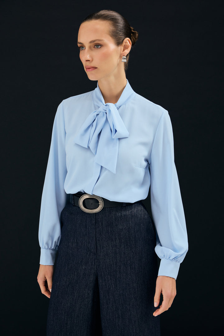 Sateen Chemise simple à col noué - Bleu