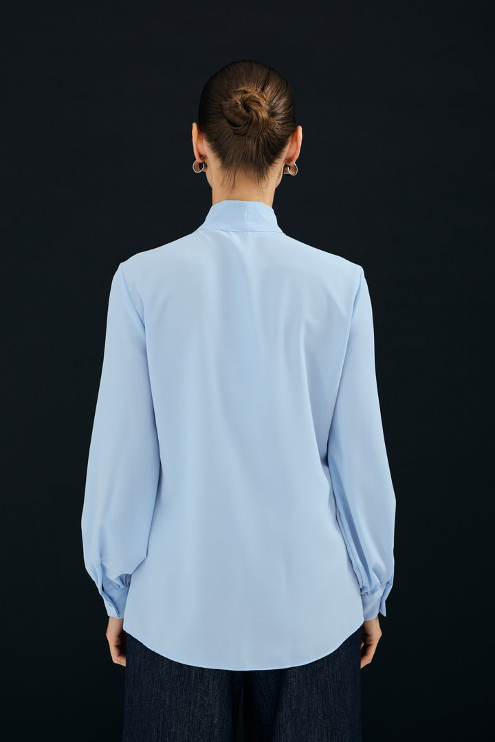 Sateen Chemise simple à col noué - Bleu