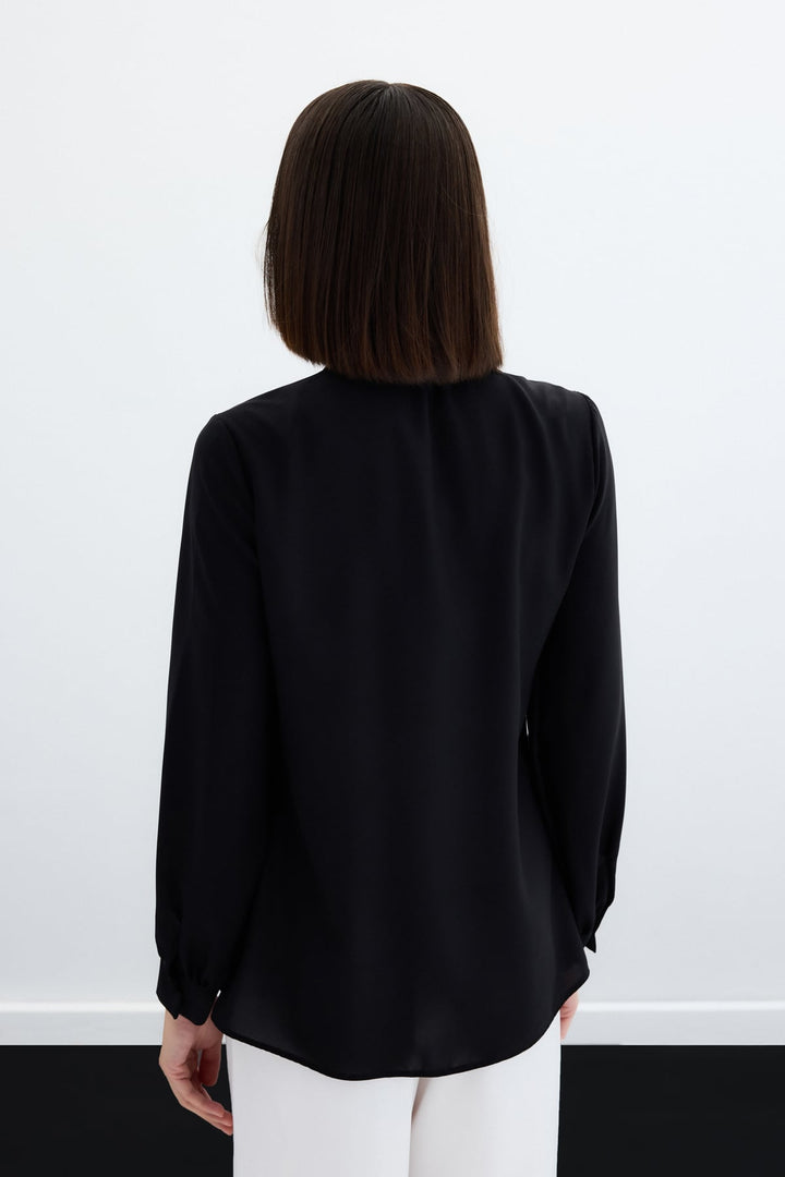 Sateen Chemise unie à col noué - Noir