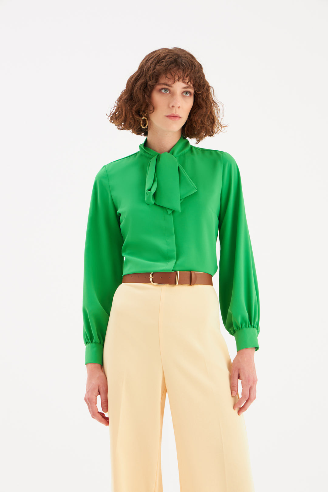 Sateen Chemise unie à col noué - Vert