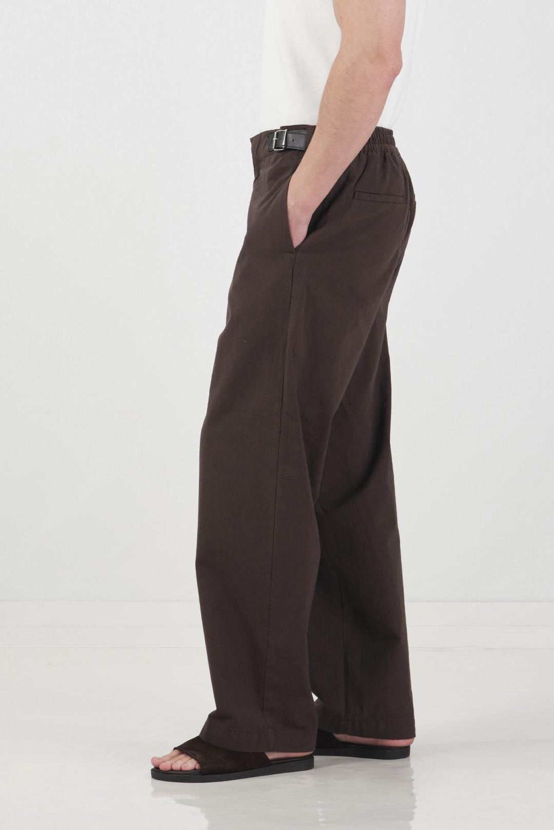 Giesto Pantalon en lin marron avec détail de ceinture latérale - Marron