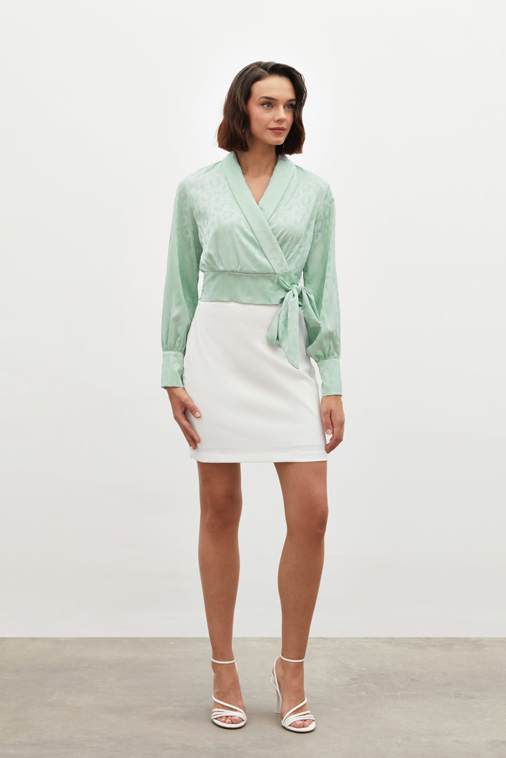 Sateen Blouse en Satin avec Ceinture Latérale - Menthe