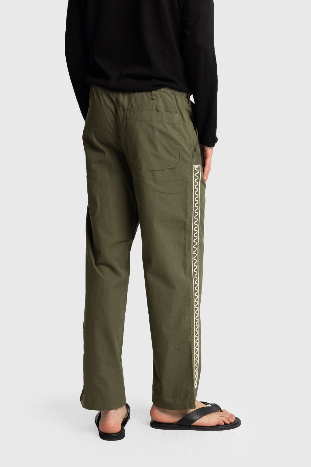 Giesto Pantalon en popeline avec broderies sur les côtés - Kaki