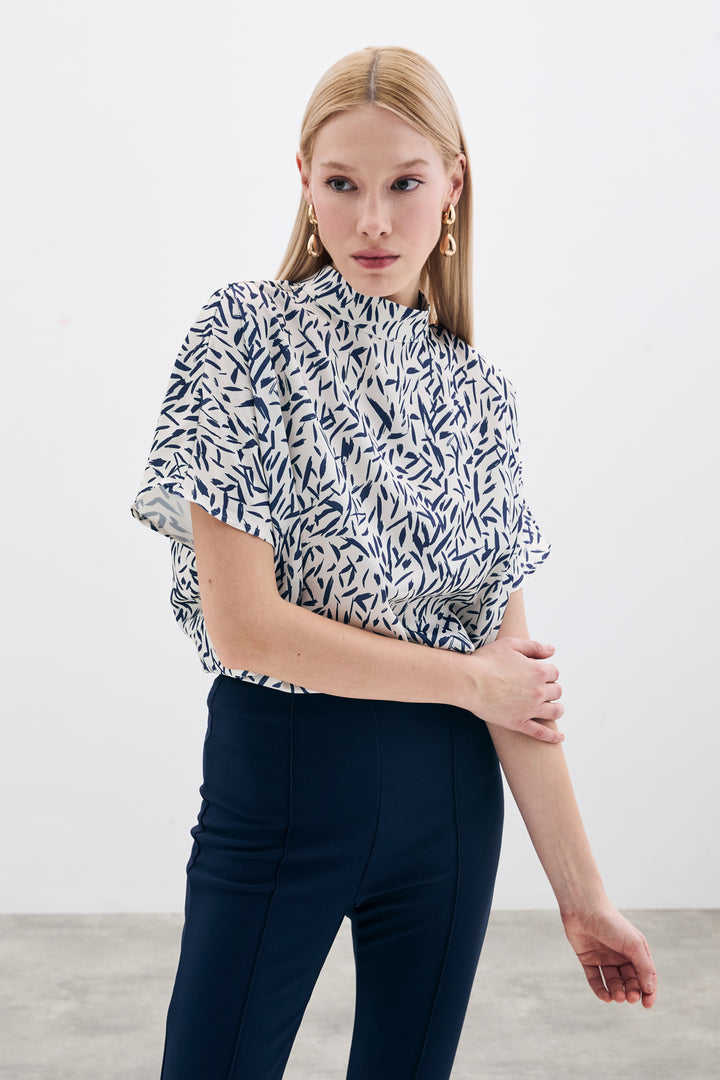 Sateen Blouse Imprimée à Manches Chauve-Souris - Bleu marine
