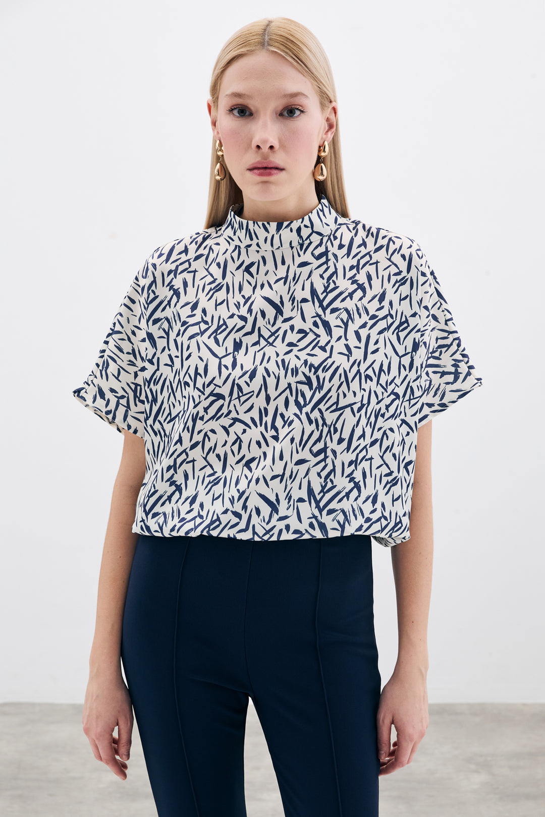 Sateen Blouse Imprimée à Manches Chauve-Souris - Bleu marine