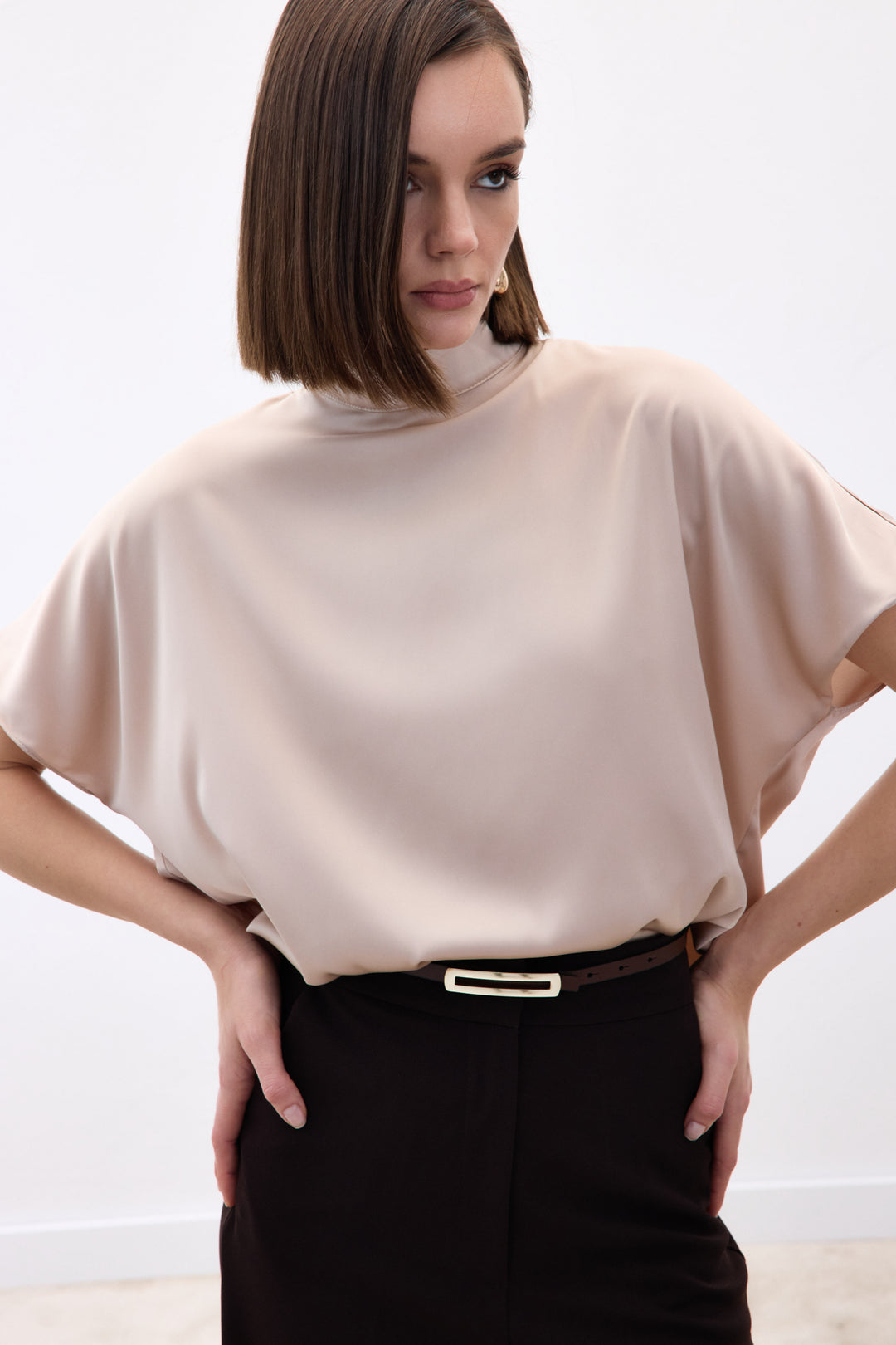 Sateen Blouse Ample à Manches Chauve-Souris - Beige