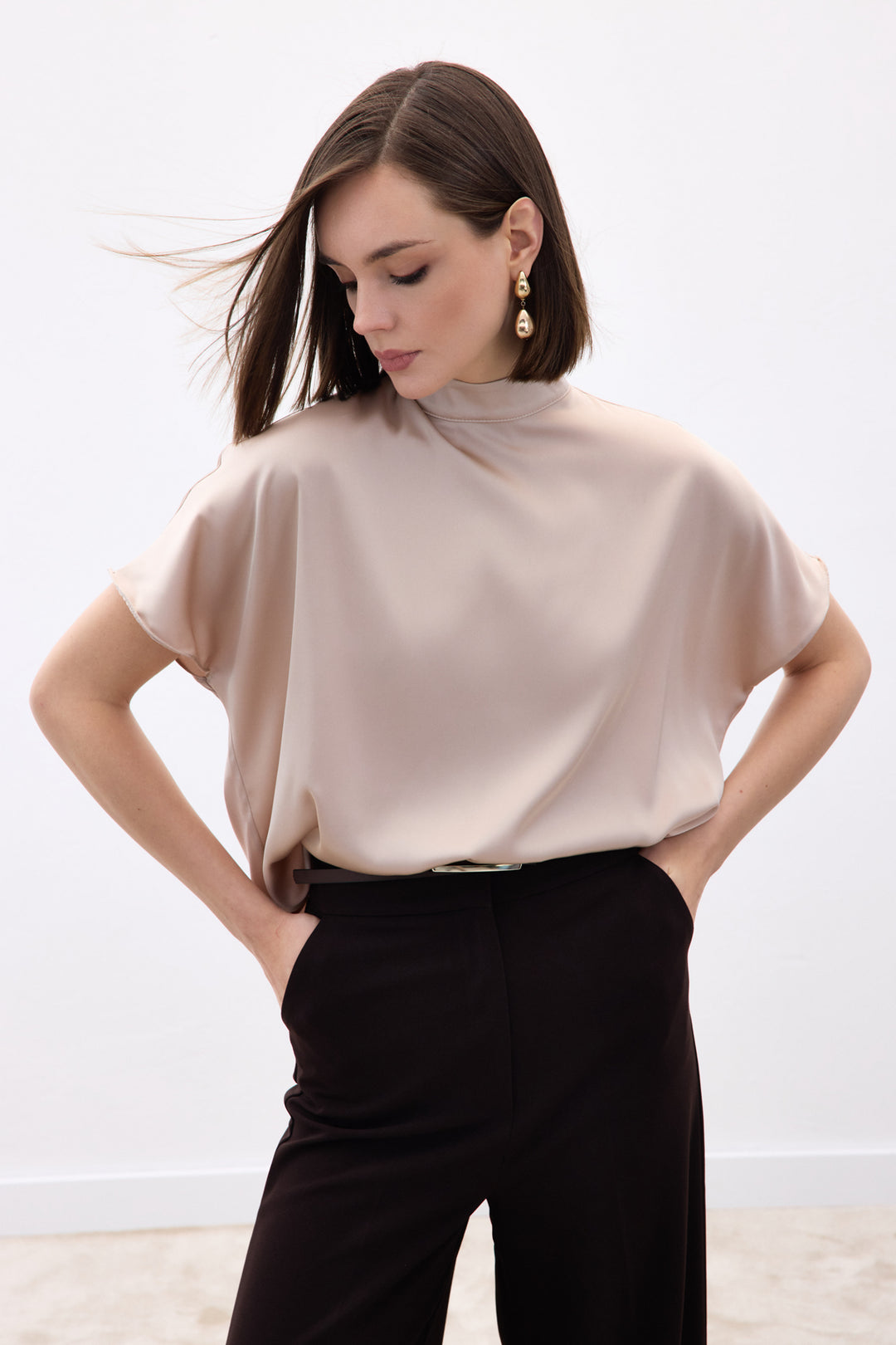 Sateen Blouse Ample à Manches Chauve-Souris - Beige