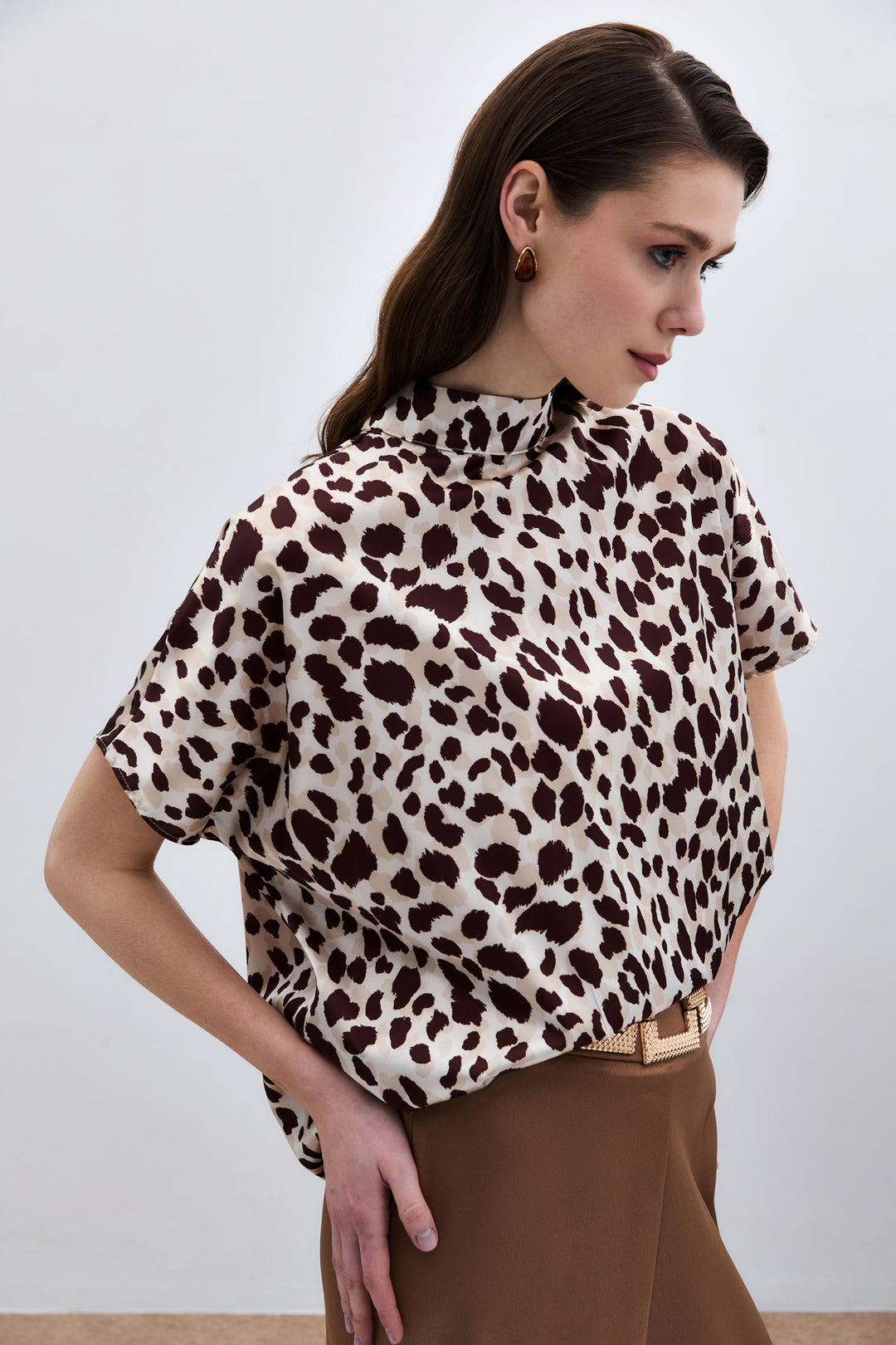 Sateen Blouse ample à manches chauve-souris - Beige-Marron