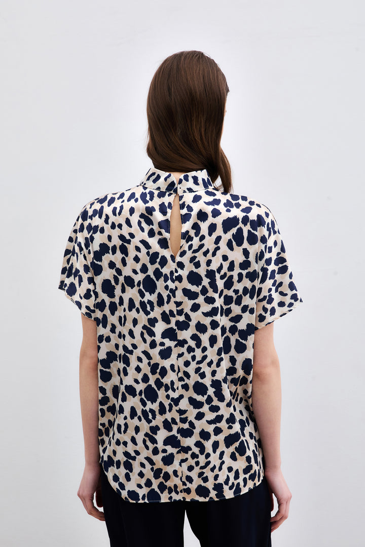 Sateen Blouse ample à manches chauve-souris - Beige-Bleu marine