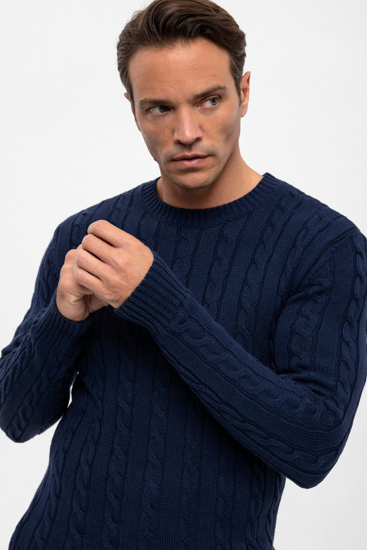 Felix Hardy Pull en tricot à col rond avec motifs tressés pour homme - Bleu marine