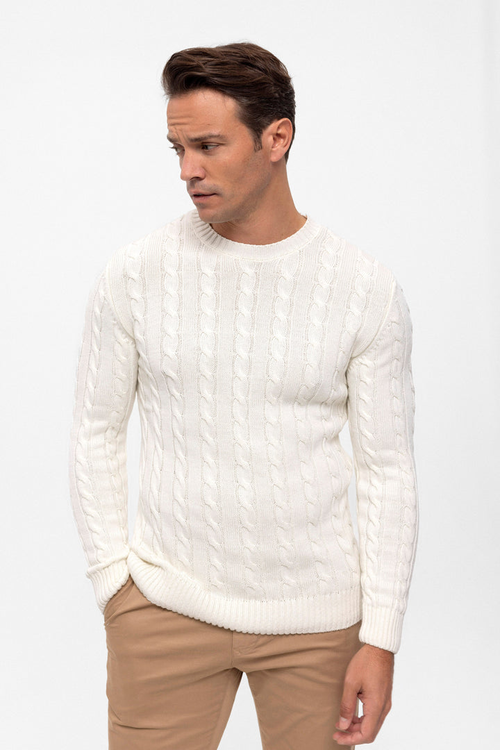 Felix Hardy Pull en tricot à col rond avec motifs tressés pour homme - Écru