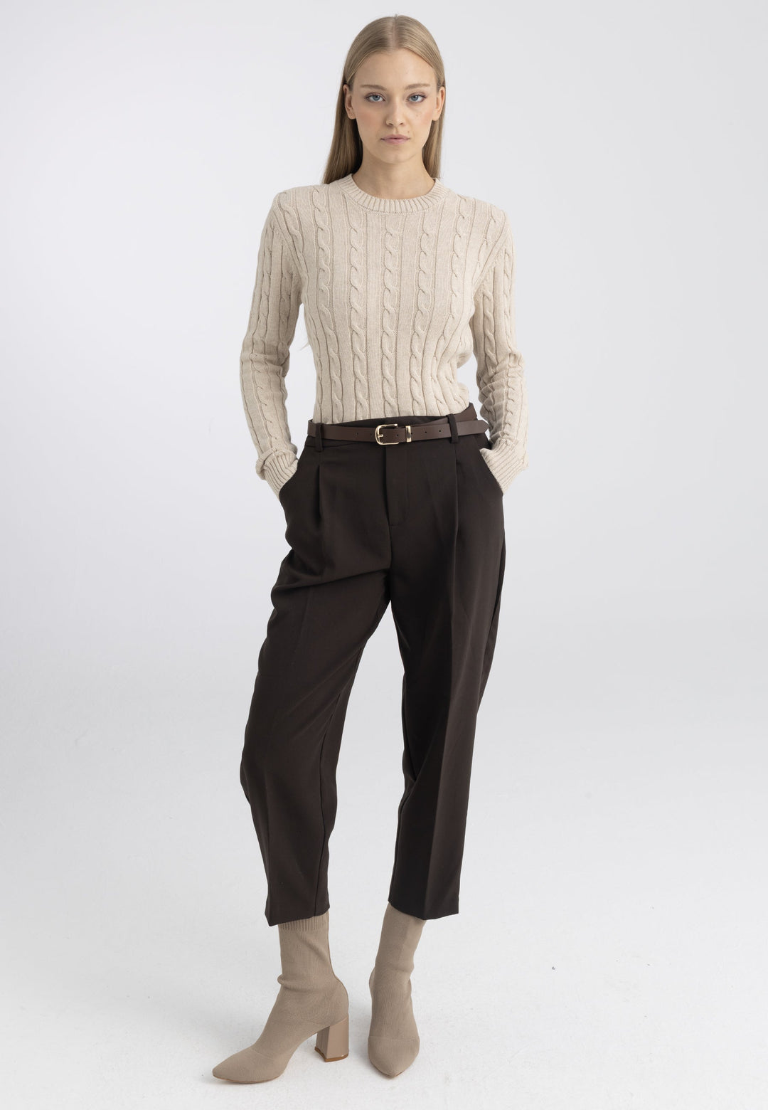 Felix Hardy Pull tricot à col rond et tresses pour femme - Beige
