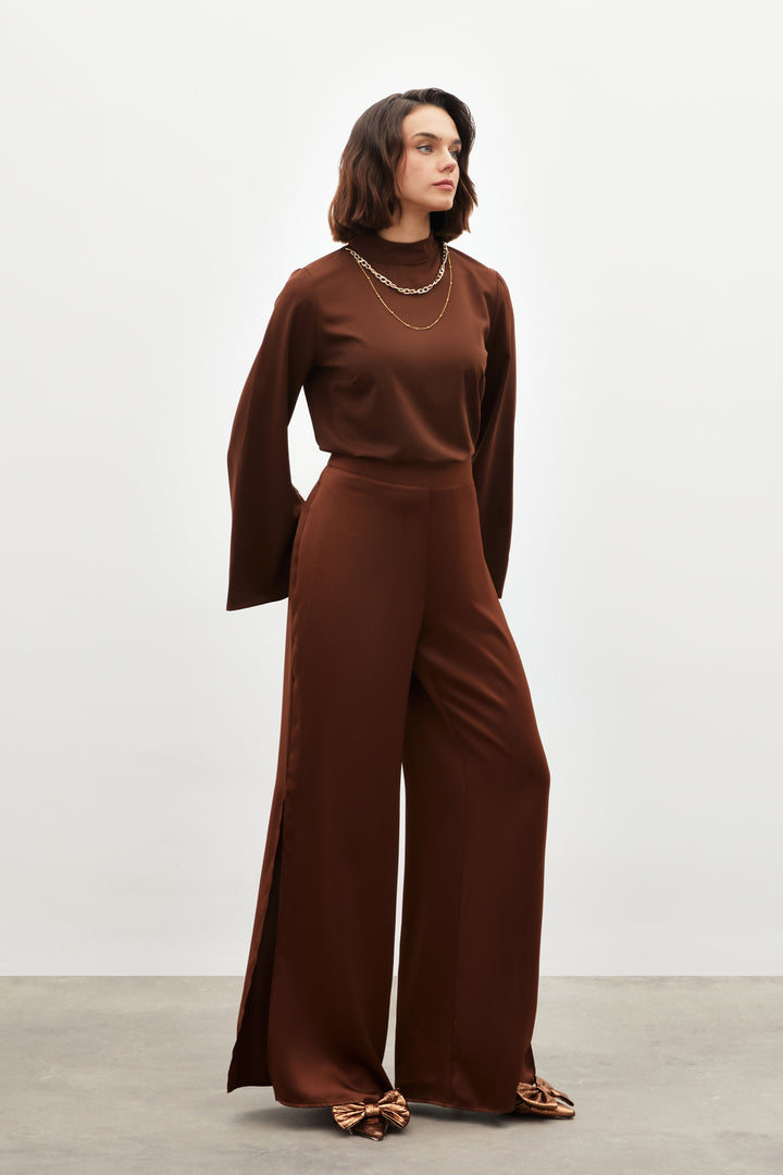 Sateen Pantalon satiné avec fente - Marron