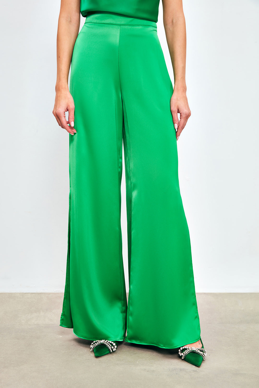 Sateen Pantalon en Satin avec Détail d'Ouverture - Vert