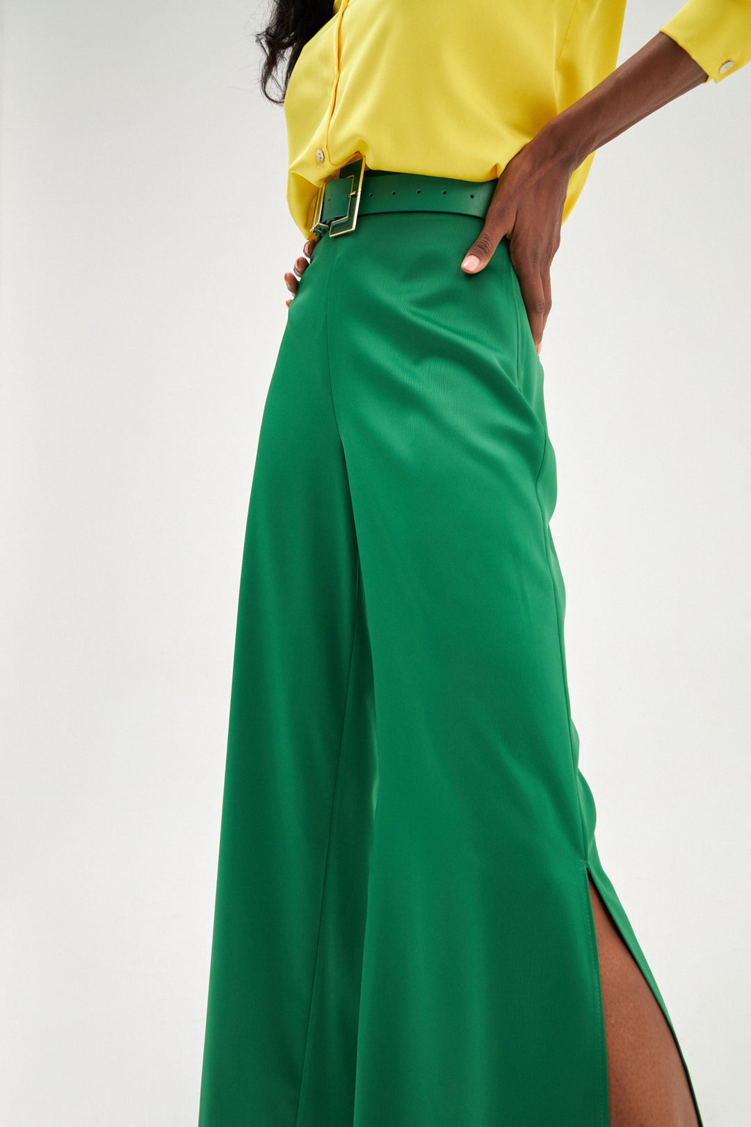 Sateen Pantalon en satin avec détail d'ouverture - Émeraude