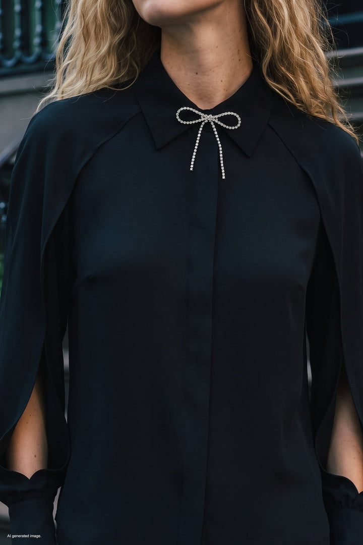 Sateen Chemise à Détails d'Accessoires à Manches Fendues - Noir