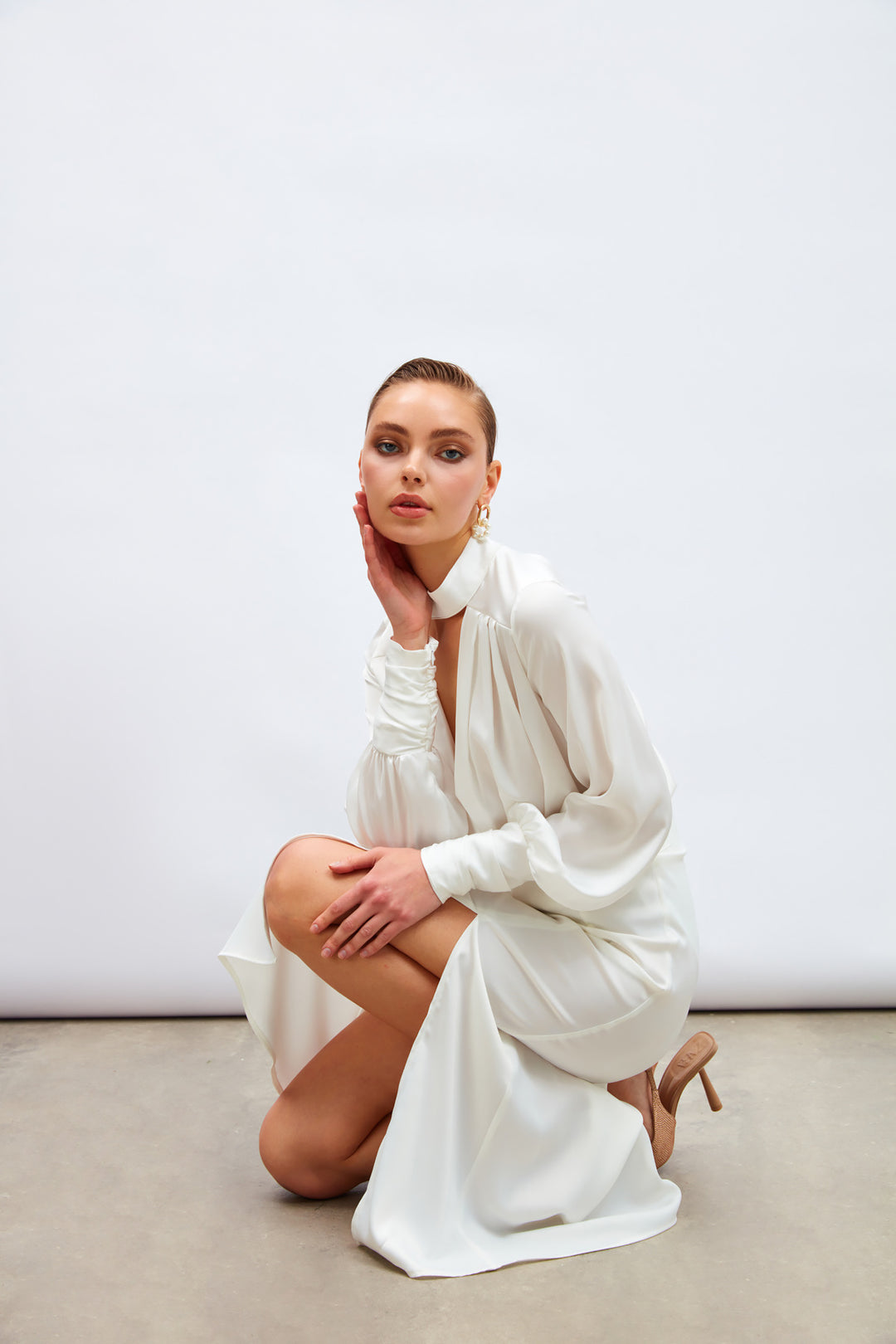 Sateen Jupe en satin fendue - Écru