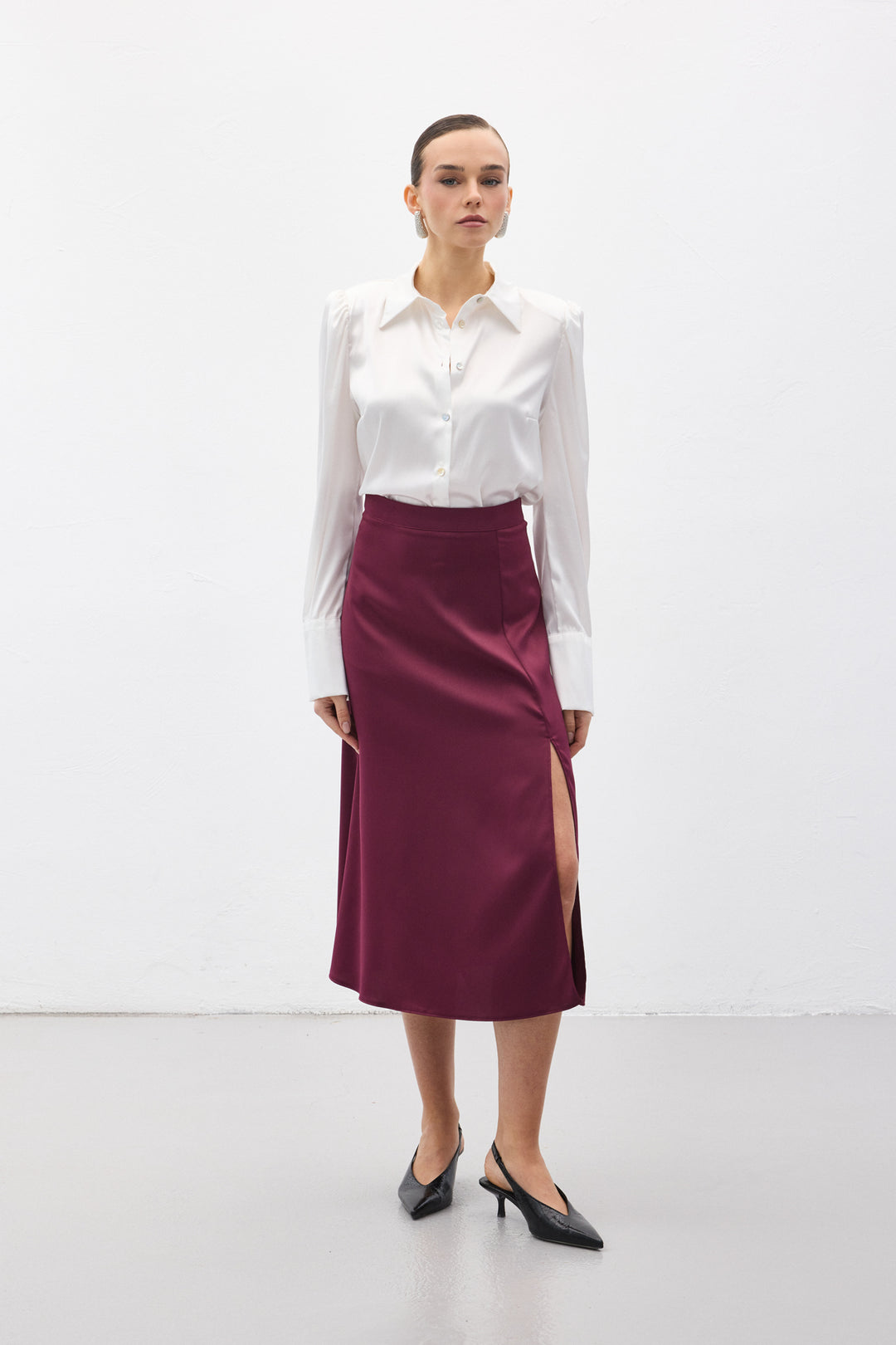 Sateen Jupe en satin fendue - Prune
