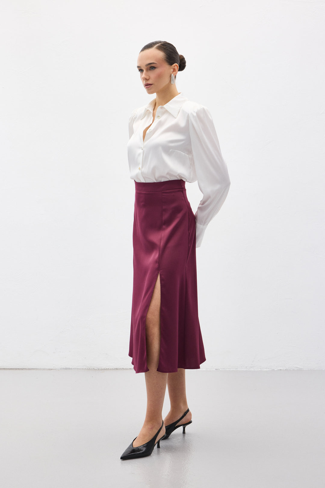 Sateen Jupe en satin fendue - Prune