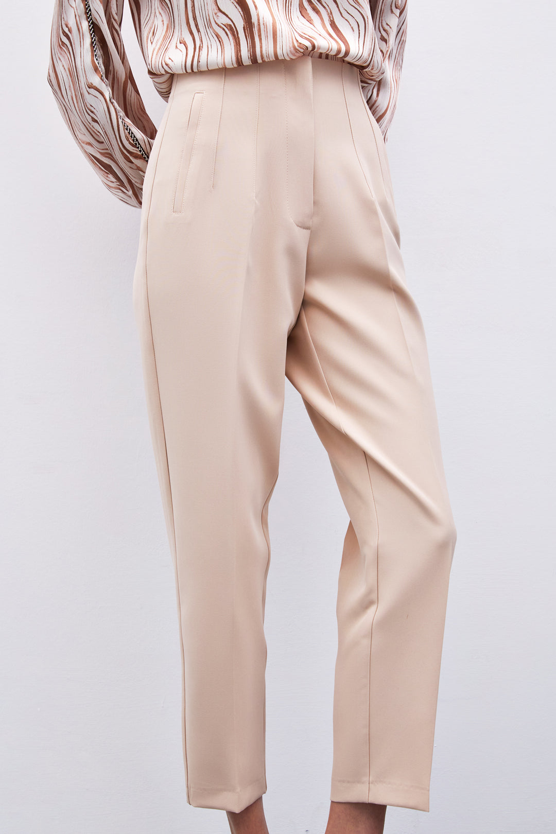 Sateen Pantalon Taille Haute à Pli - Beige