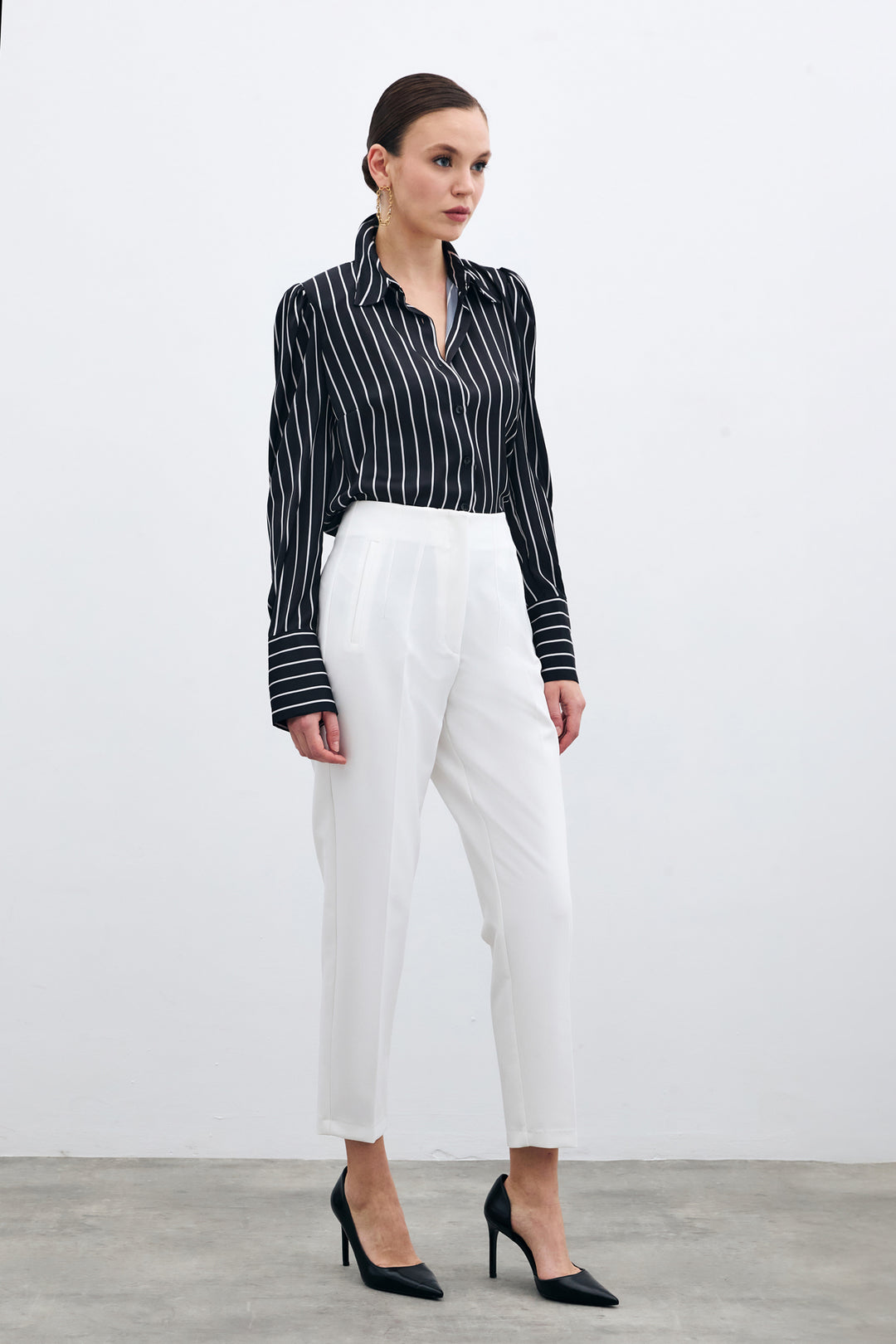 Sateen Pantalon taille haute avec plis - Écru