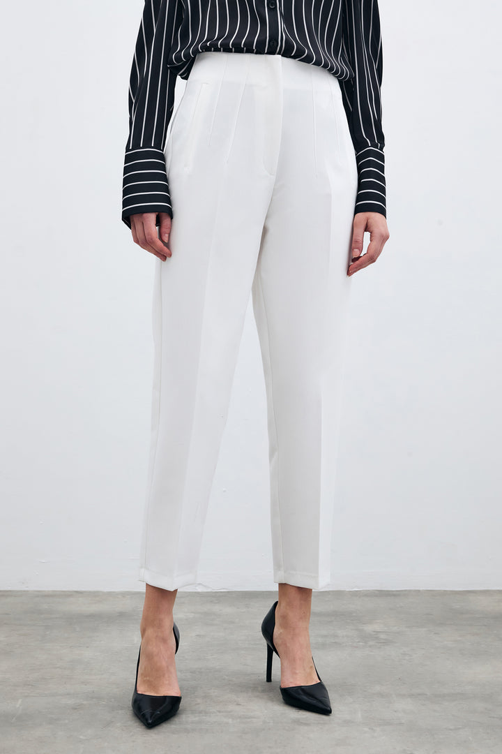 Sateen Pantalon taille haute avec plis - Écru
