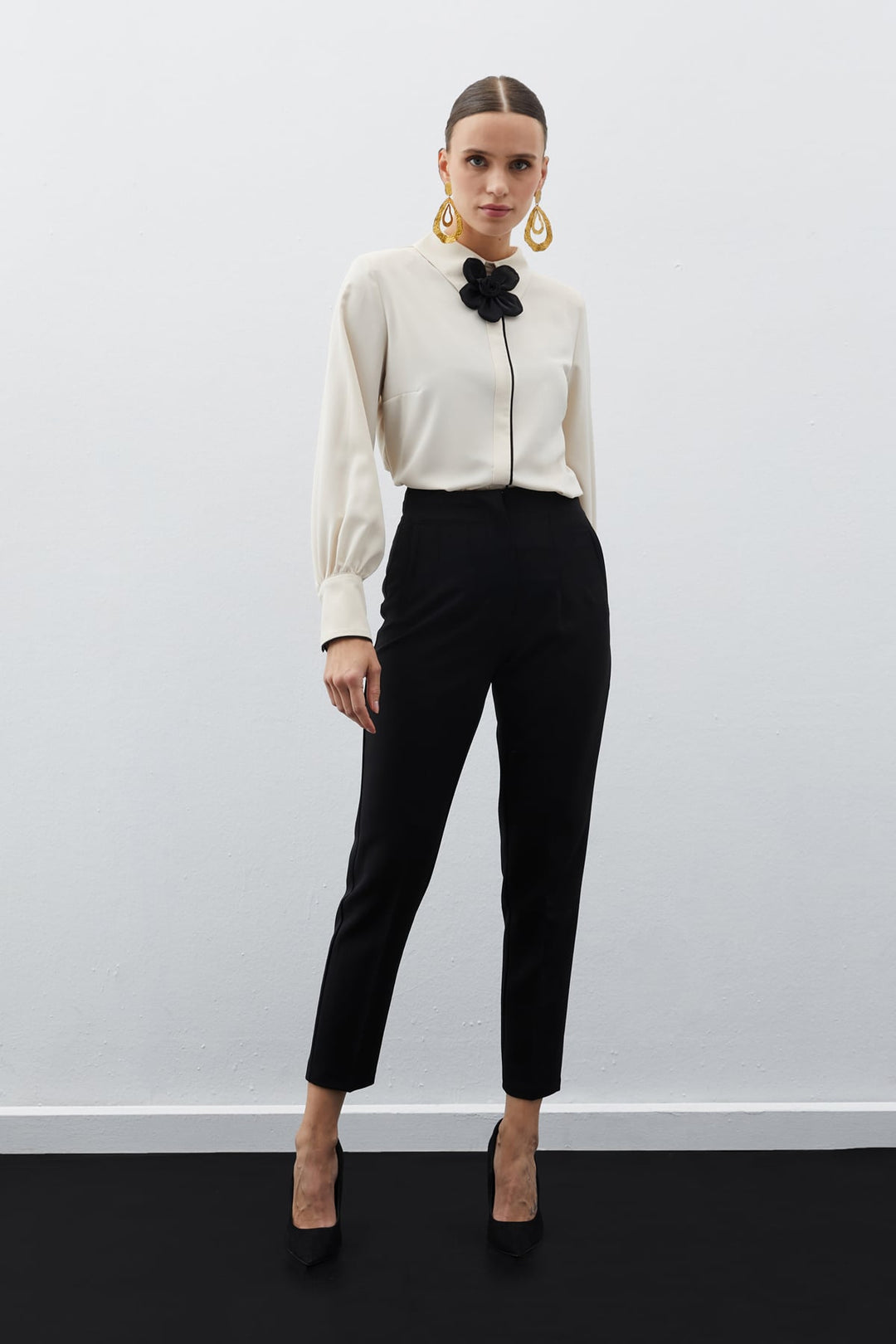 Sateen Pantalon Taille Haute à Pince - Noir