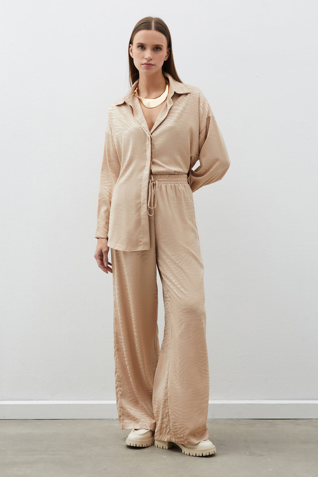 Sateen Pantalon ample à motifs zèbre - Beige