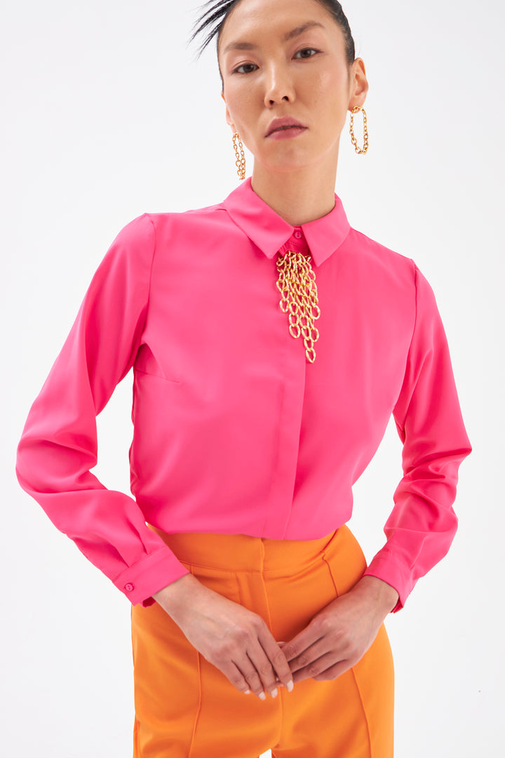 Sateen Chemise droite avec accessoire en chaîne - Fuchsia