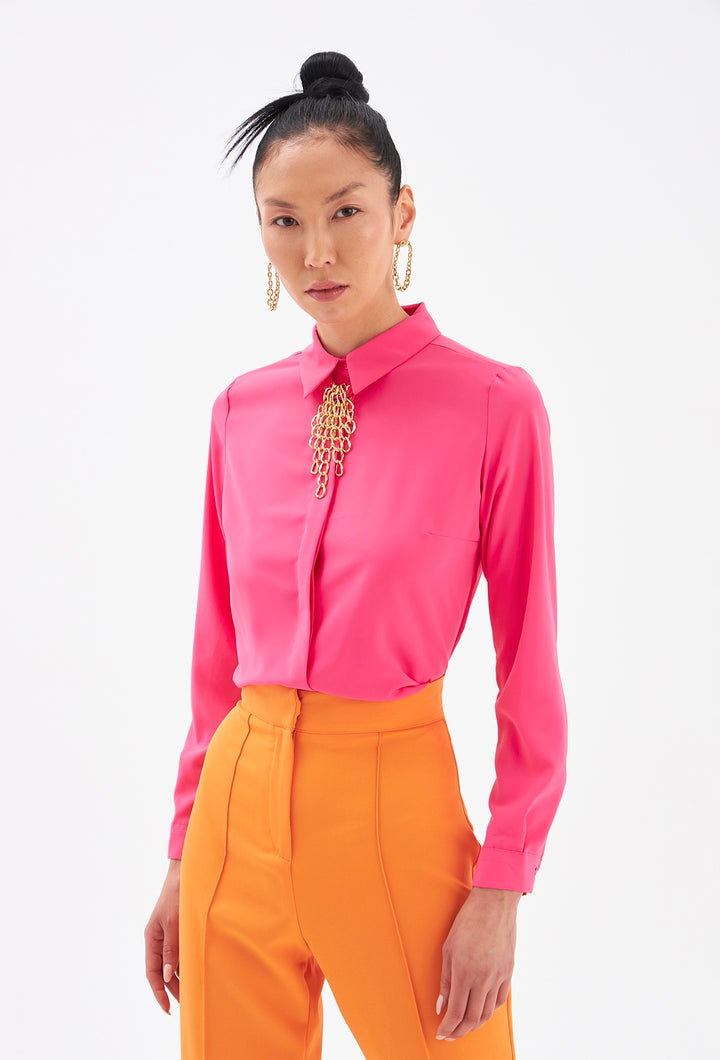 Sateen Chemise droite avec accessoire en chaîne - Fuchsia