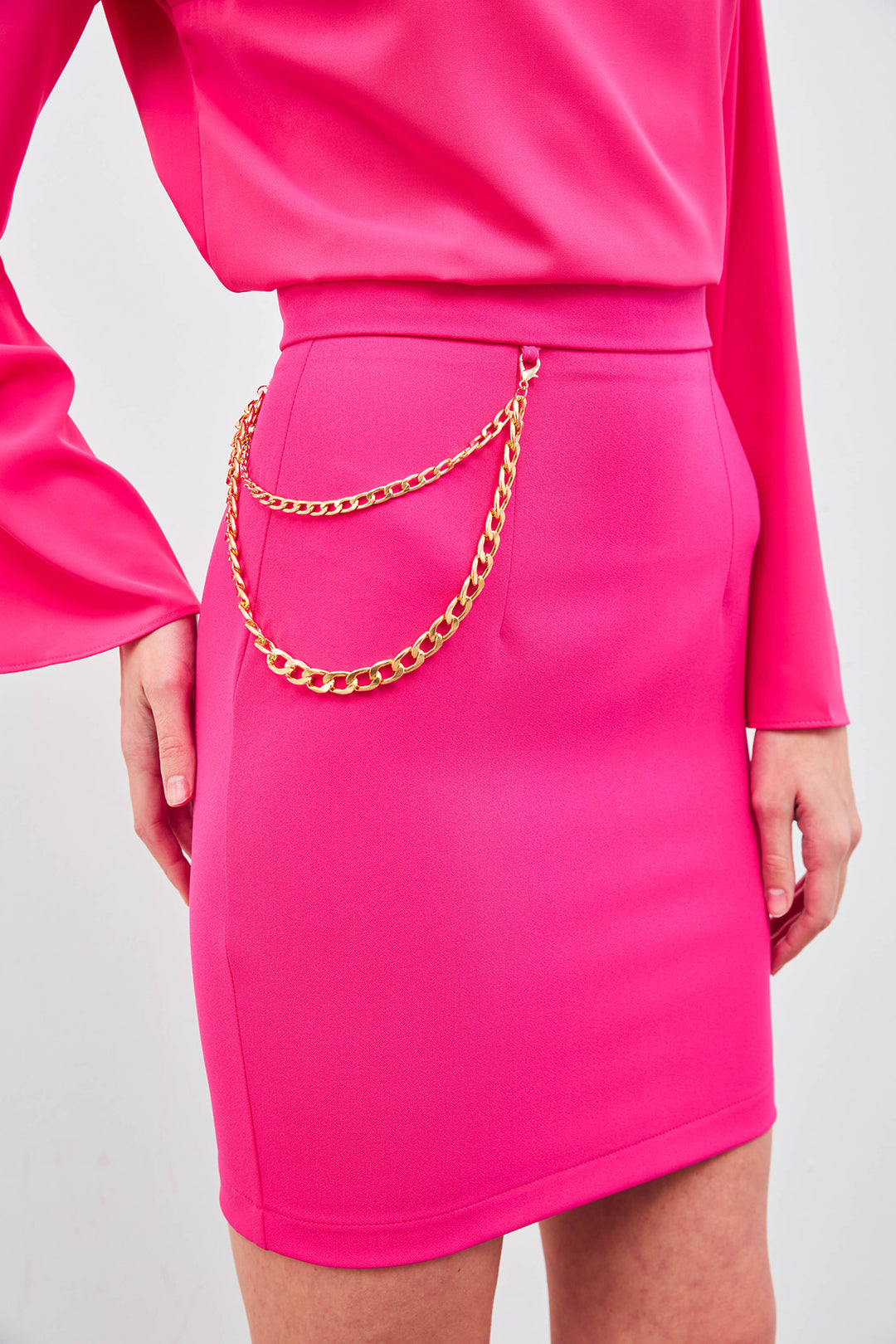 Sateen Jupe Mini avec Accessoire en Chaîne - Fuchsia