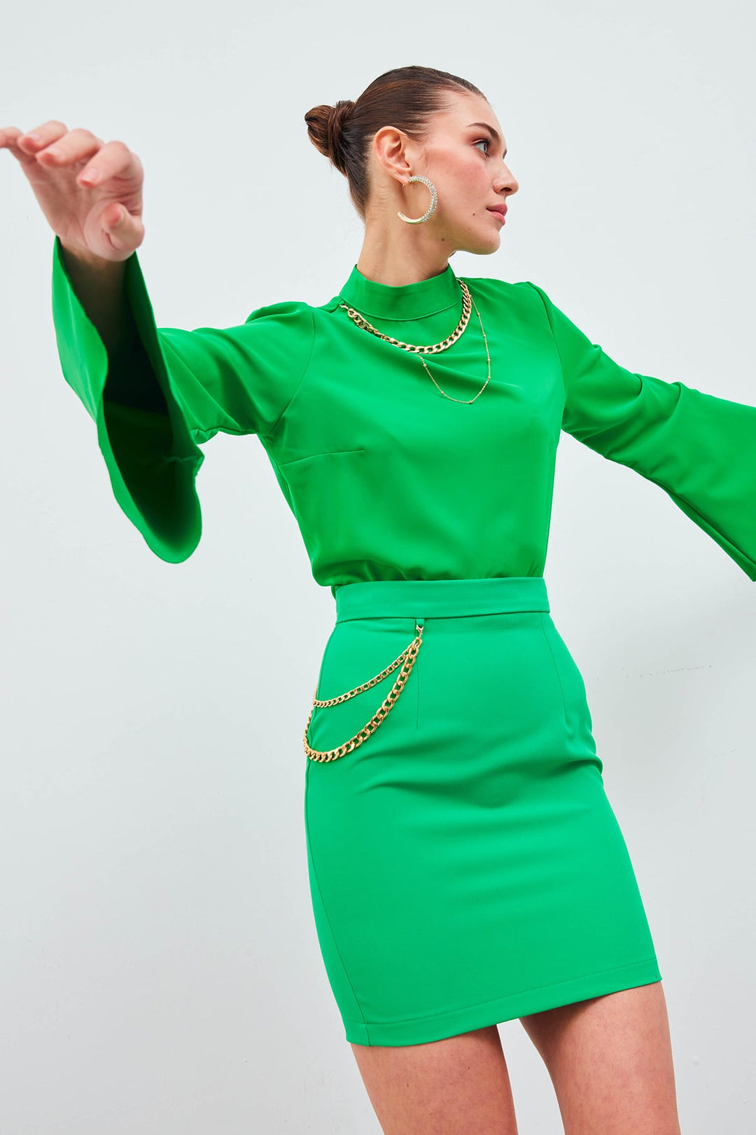 Sateen Jupe Mini avec Accessoire en Chaîne - Vert