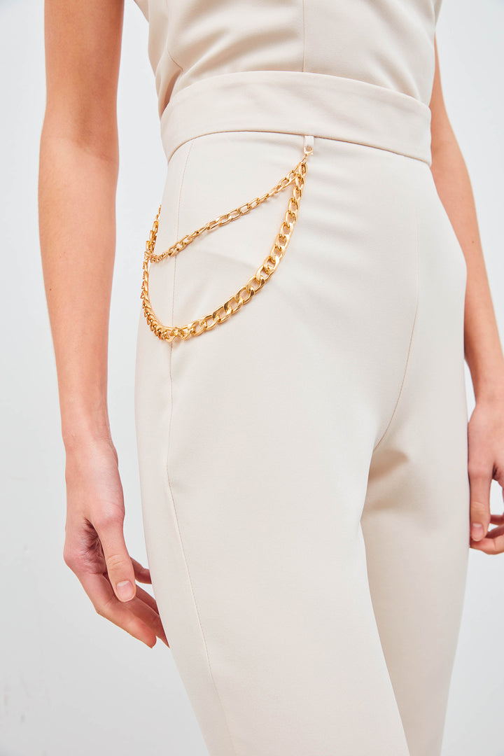Sateen Pantalon avec accessoire en chaîne - Beige