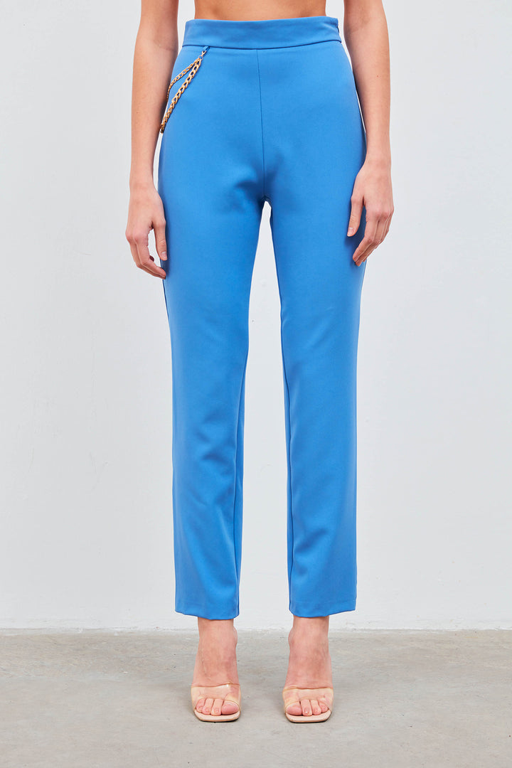 Sateen Pantalon avec accessoire en chaîne - Bleu
