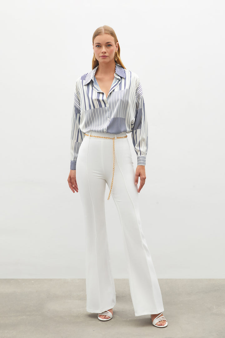 Sateen Pantalon avec ceinture en chaîne - Écru
