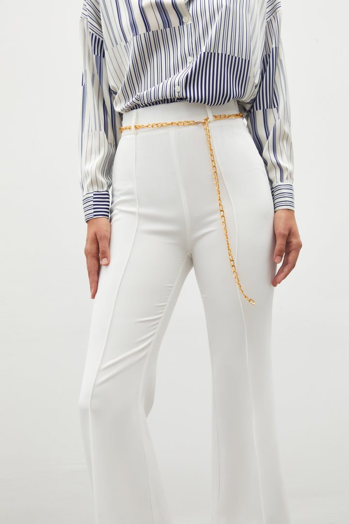 Sateen Pantalon avec ceinture en chaîne - Écru