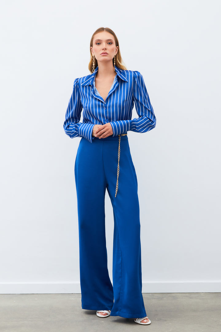 Sateen Pantalon en crêpe satin avec chaîne - Indigo