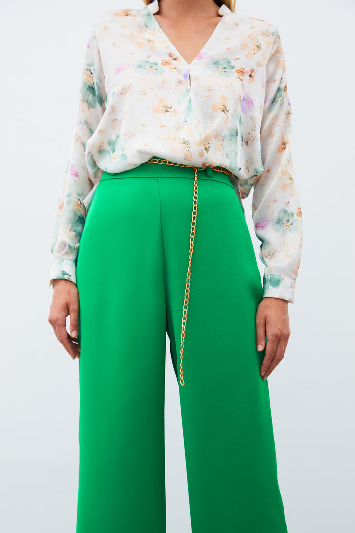Sateen Pantalon en crêpe satin avec chaîne - Vert